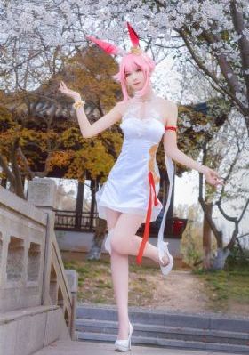 哎呀皇后娘娘来打工