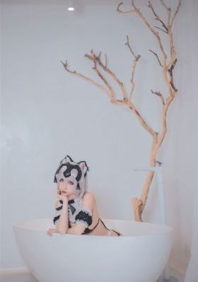 艳妇臀荡乳欲伦交换32